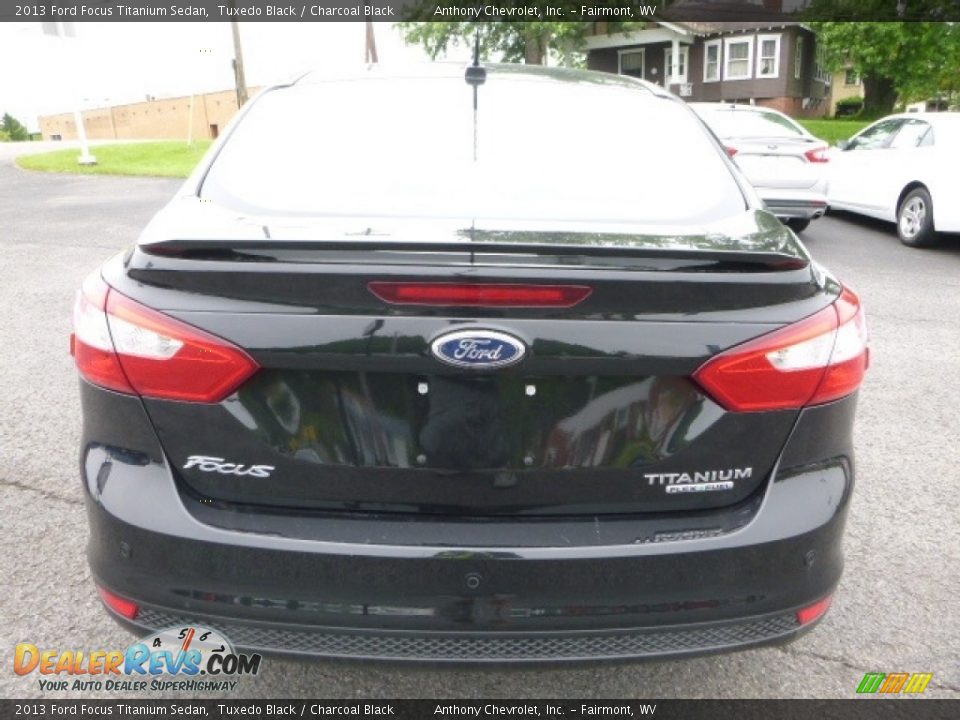 2013 Ford Focus Titanium Sedan Tuxedo Black / Charcoal Black Photo #9