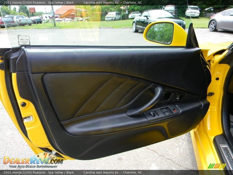 Door Panel of 2001 Honda S2000 Roadster Photo #15