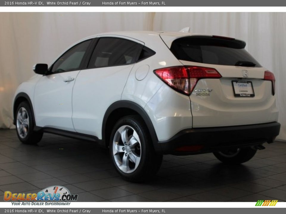 2016 Honda HR-V EX White Orchid Pearl / Gray Photo #5