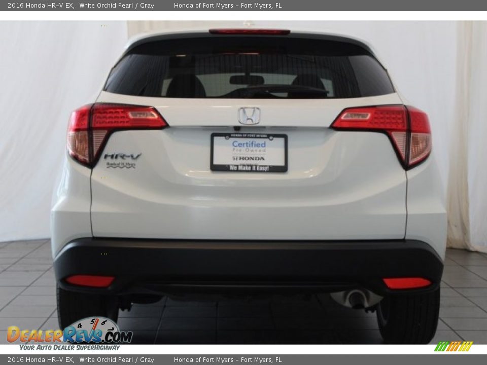 2016 Honda HR-V EX White Orchid Pearl / Gray Photo #6