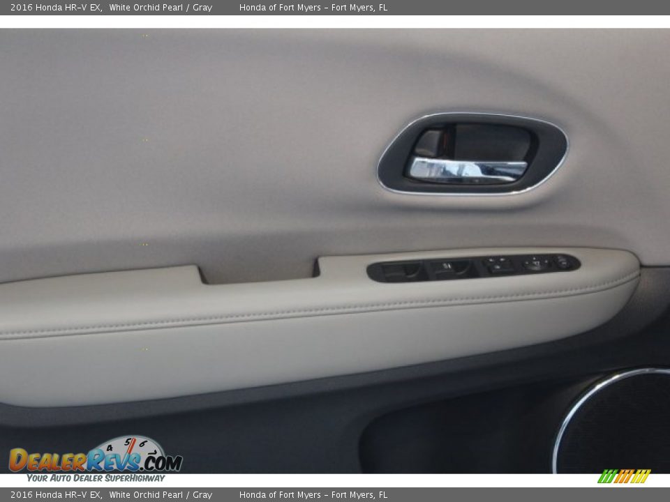 2016 Honda HR-V EX White Orchid Pearl / Gray Photo #9
