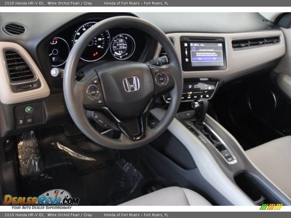 2016 Honda HR-V EX White Orchid Pearl / Gray Photo #12