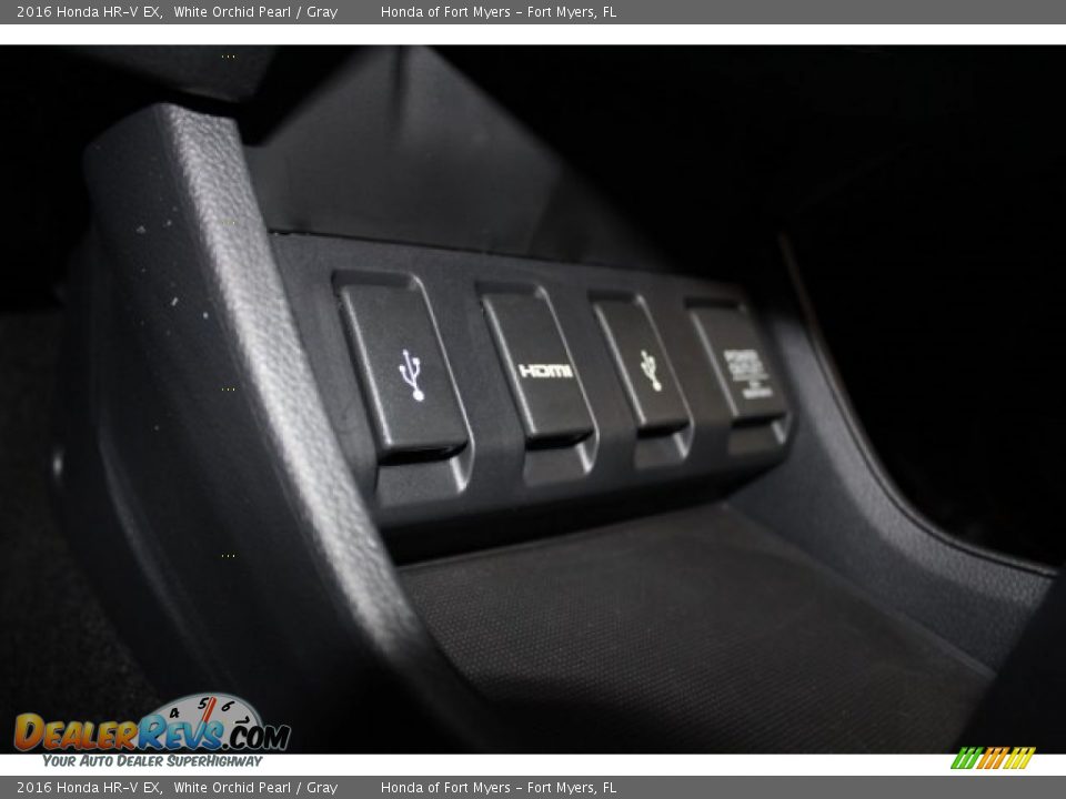 2016 Honda HR-V EX White Orchid Pearl / Gray Photo #23
