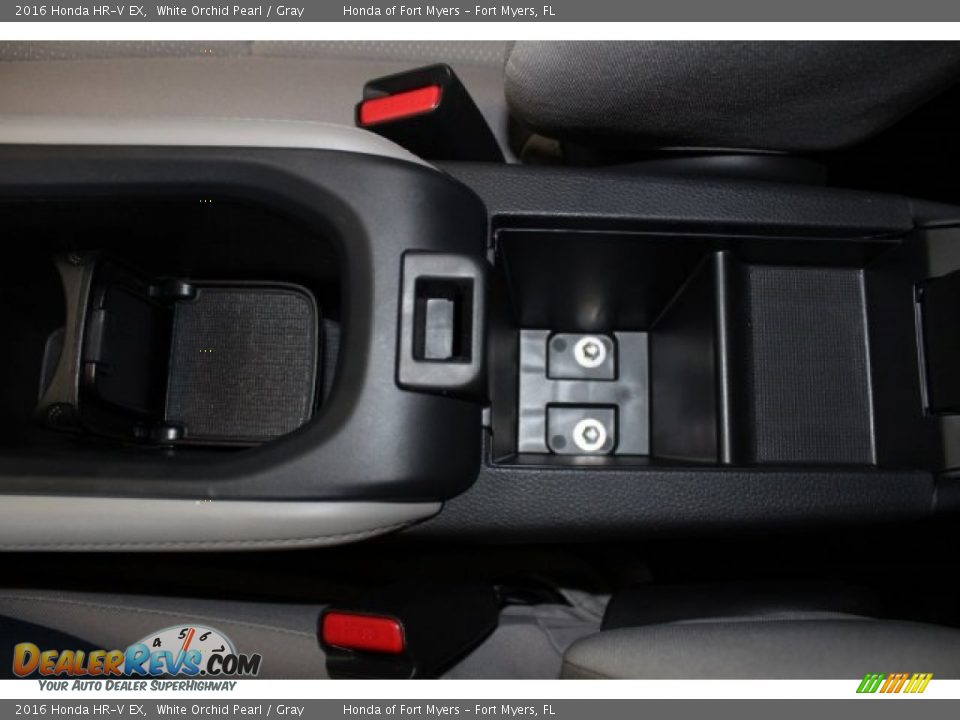 2016 Honda HR-V EX White Orchid Pearl / Gray Photo #24