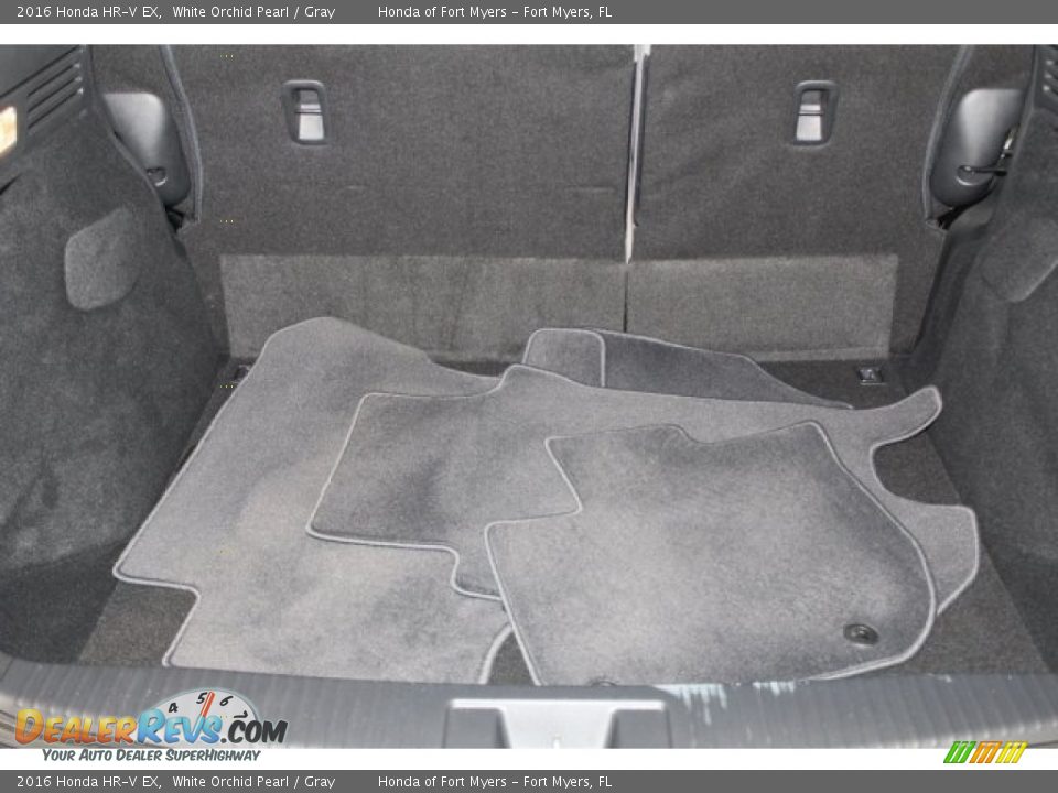 2016 Honda HR-V EX White Orchid Pearl / Gray Photo #29