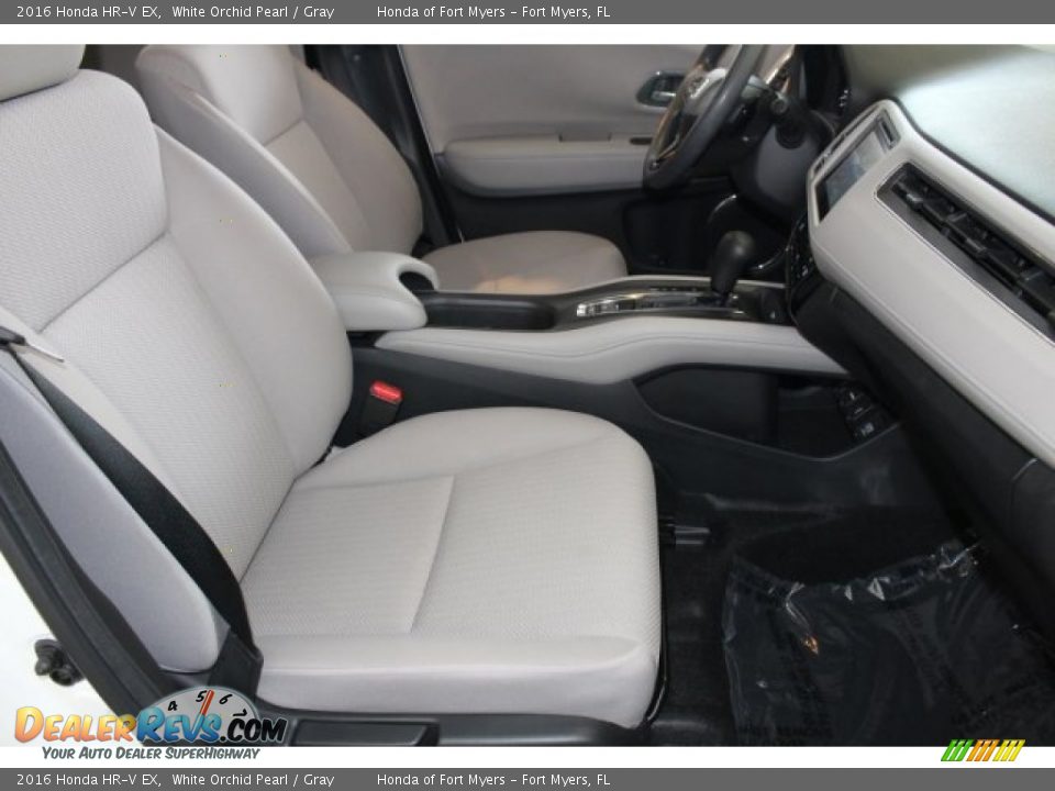 2016 Honda HR-V EX White Orchid Pearl / Gray Photo #33