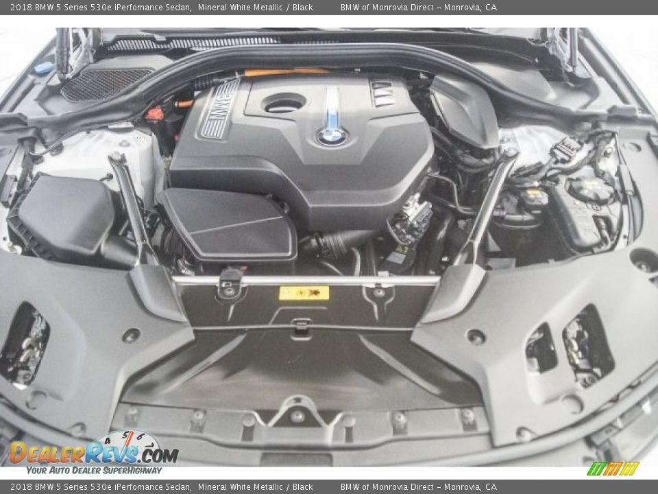 2018 BMW 5 Series 530e iPerfomance Sedan Mineral White Metallic / Black Photo #8