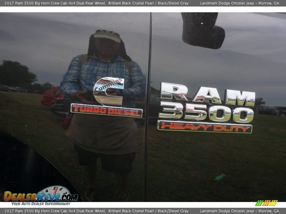 2017 Ram 3500 Big Horn Crew Cab 4x4 Dual Rear Wheel Brilliant Black Crystal Pearl / Black/Diesel Gray Photo #4