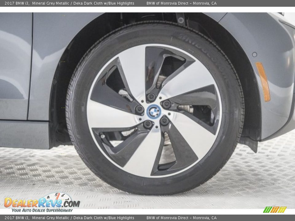 2017 BMW i3 Mineral Grey Metallic / Deka Dark Cloth w/Blue Highlights Photo #9
