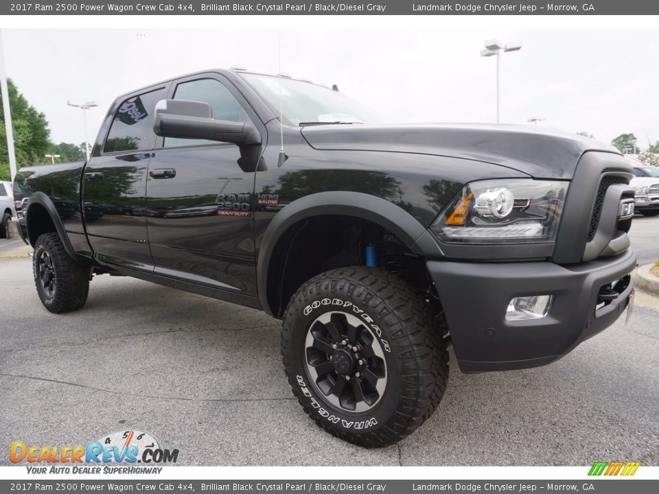 Front 3/4 View of 2017 Ram 2500 Power Wagon Crew Cab 4x4 Photo #4