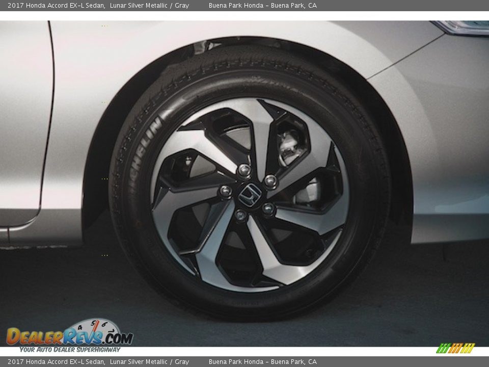 2017 Honda Accord EX-L Sedan Lunar Silver Metallic / Gray Photo #5