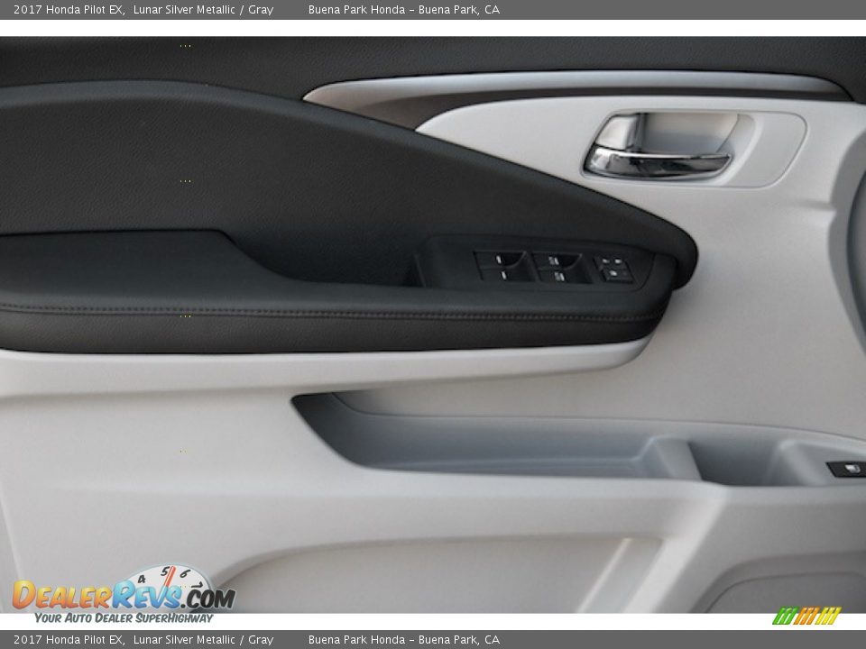 2017 Honda Pilot EX Lunar Silver Metallic / Gray Photo #8