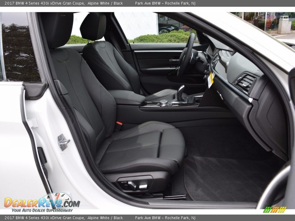 2017 BMW 4 Series 430i xDrive Gran Coupe Alpine White / Black Photo #28