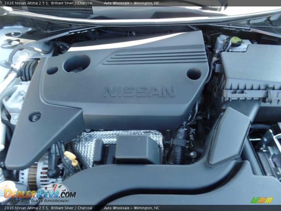 2016 Nissan Altima 2.5 S Brilliant Silver / Charcoal Photo #6