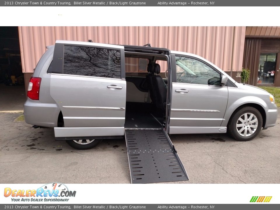 2013 Chrysler Town & Country Touring Billet Silver Metallic / Black/Light Graystone Photo #16