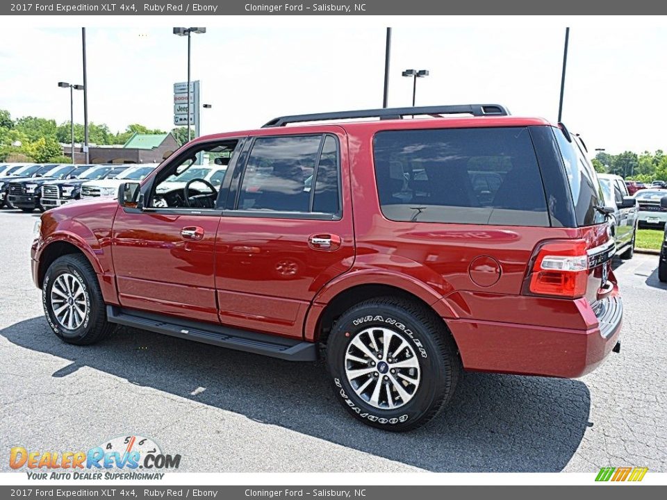 2017 Ford Expedition XLT 4x4 Ruby Red / Ebony Photo #26