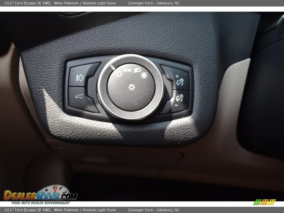 2017 Ford Escape SE 4WD White Platinum / Medium Light Stone Photo #19