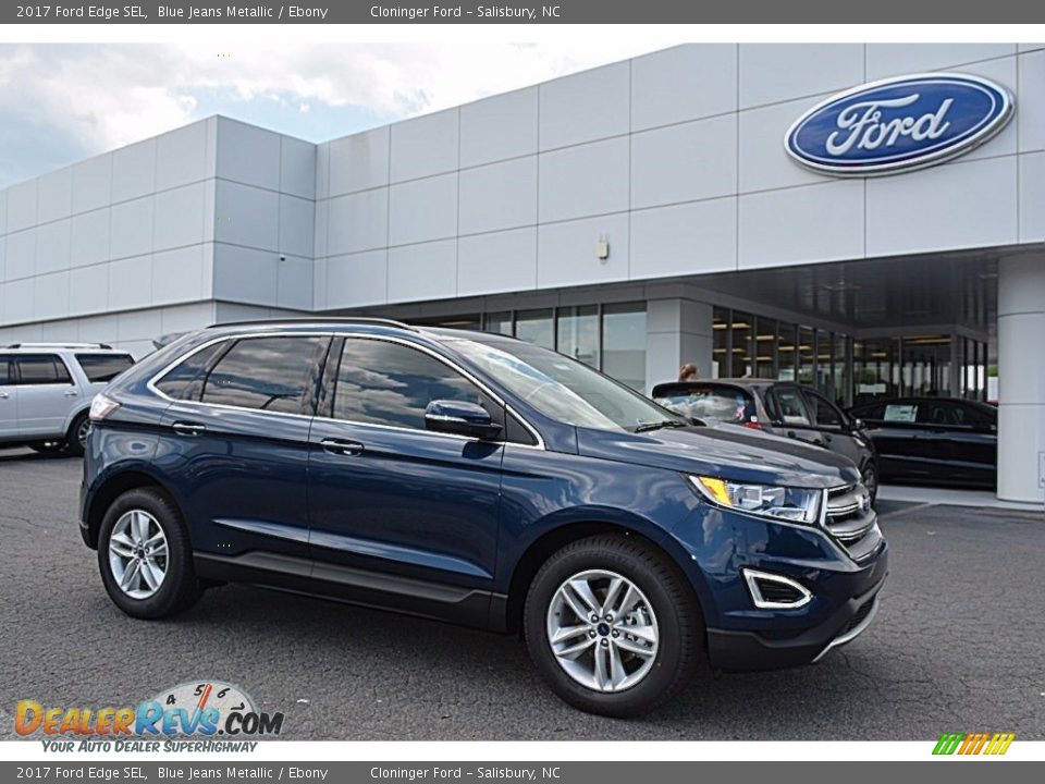 Front 3/4 View of 2017 Ford Edge SEL Photo #1