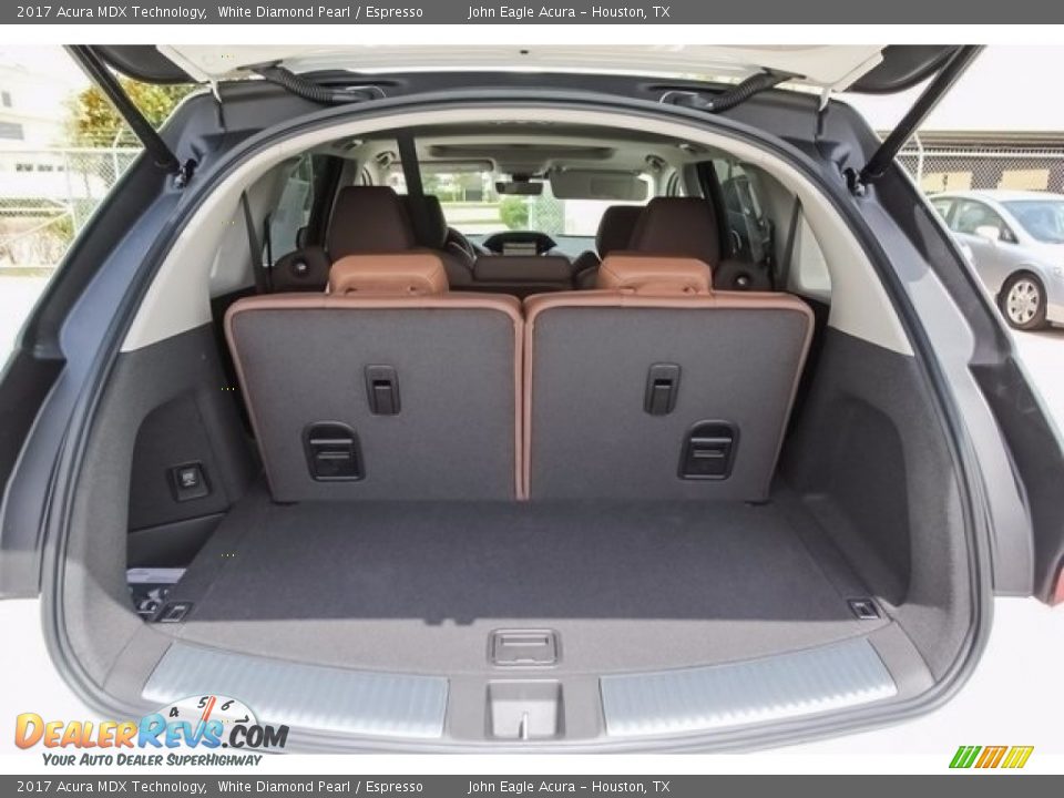 2017 Acura MDX Technology White Diamond Pearl / Espresso Photo #26
