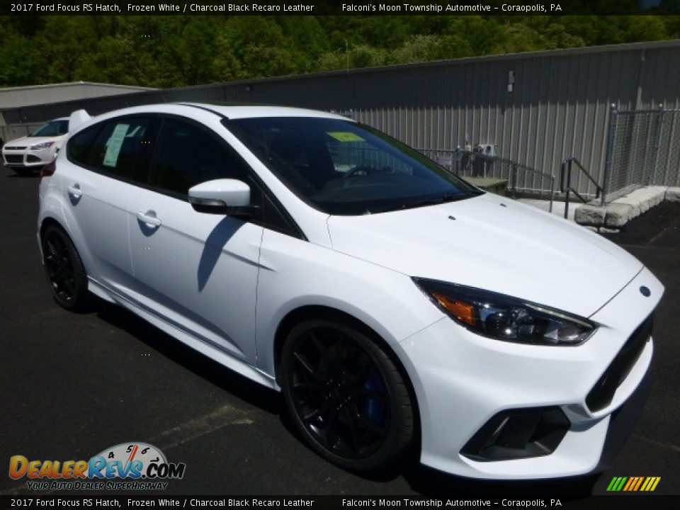 2017 Ford Focus RS Hatch Frozen White / Charcoal Black Recaro Leather Photo #3
