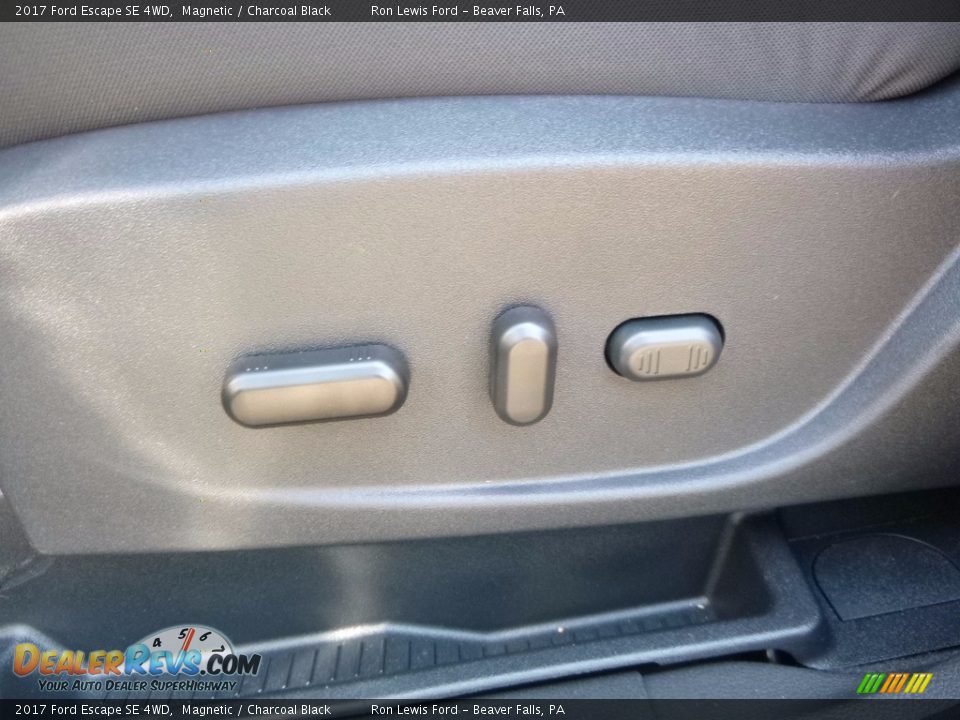 2017 Ford Escape SE 4WD Magnetic / Charcoal Black Photo #16