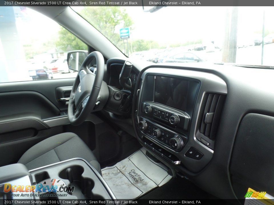 2017 Chevrolet Silverado 1500 LT Crew Cab 4x4 Siren Red Tintcoat / Jet Black Photo #14