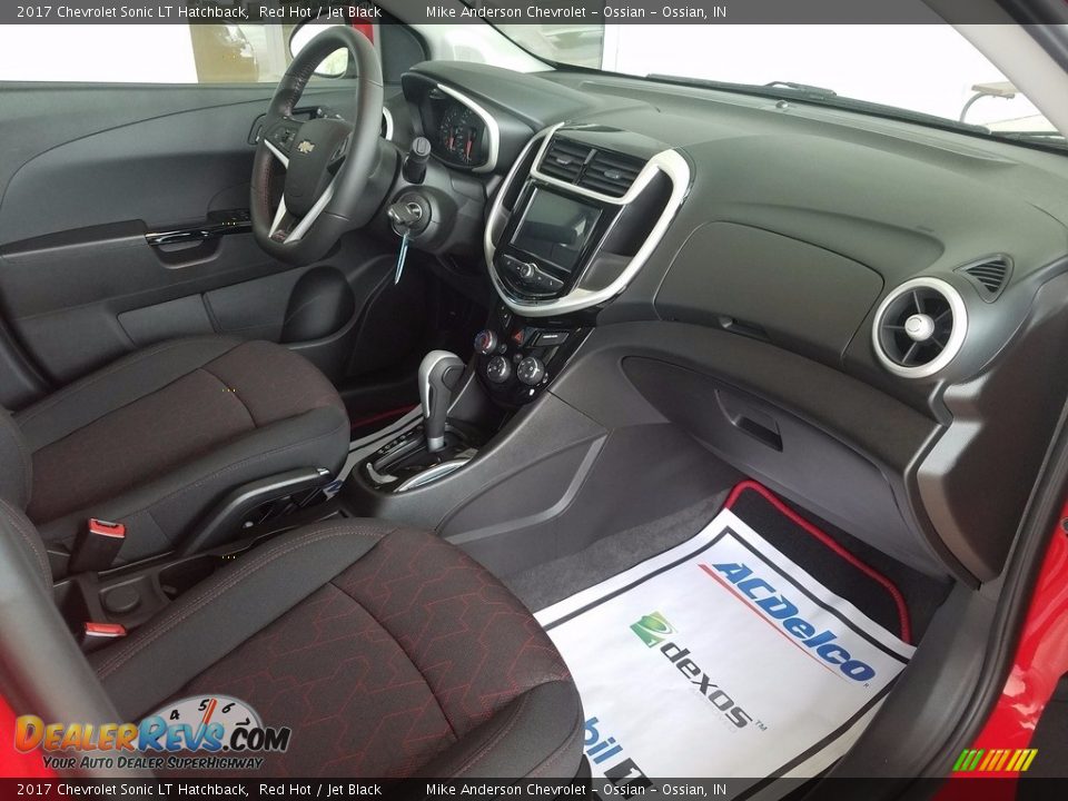 Jet Black Interior - 2017 Chevrolet Sonic LT Hatchback Photo #21