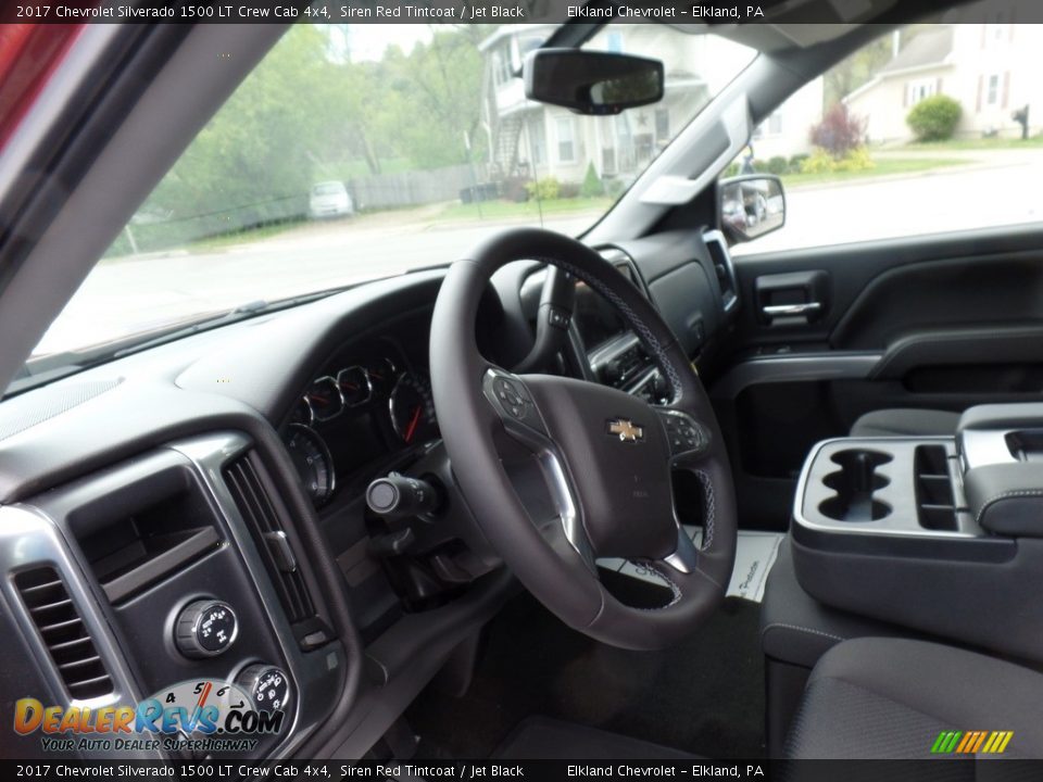 2017 Chevrolet Silverado 1500 LT Crew Cab 4x4 Siren Red Tintcoat / Jet Black Photo #26