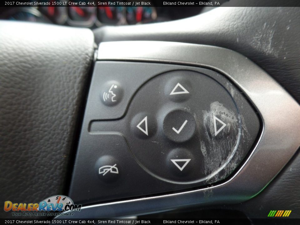 2017 Chevrolet Silverado 1500 LT Crew Cab 4x4 Siren Red Tintcoat / Jet Black Photo #32