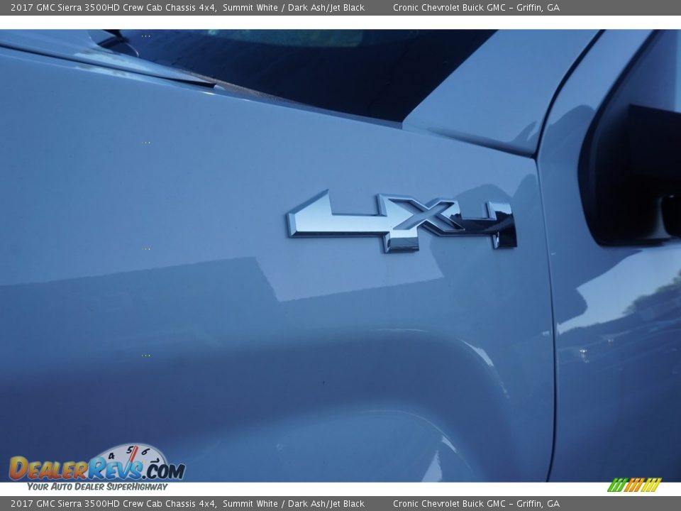 2017 GMC Sierra 3500HD Crew Cab Chassis 4x4 Summit White / Dark Ash/Jet Black Photo #11