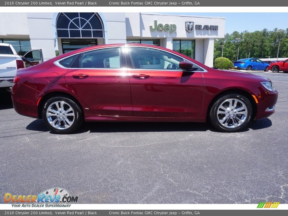 2016 Chrysler 200 Limited Velvet Red Pearl / Black Photo #8