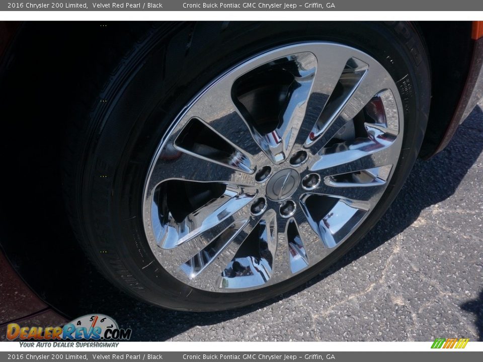 2016 Chrysler 200 Limited Velvet Red Pearl / Black Photo #19
