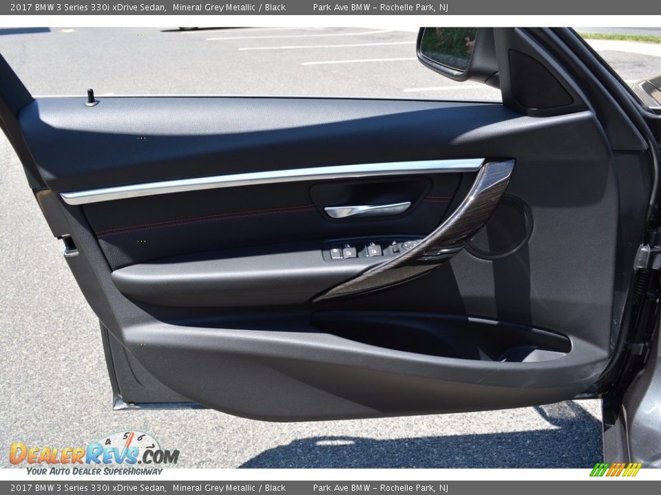 2017 BMW 3 Series 330i xDrive Sedan Mineral Grey Metallic / Black Photo #8