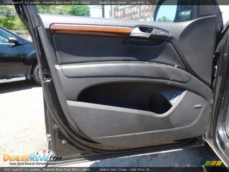 2007 Audi Q7 4.2 quattro Phantom Black Pearl Effect / Black Photo #13