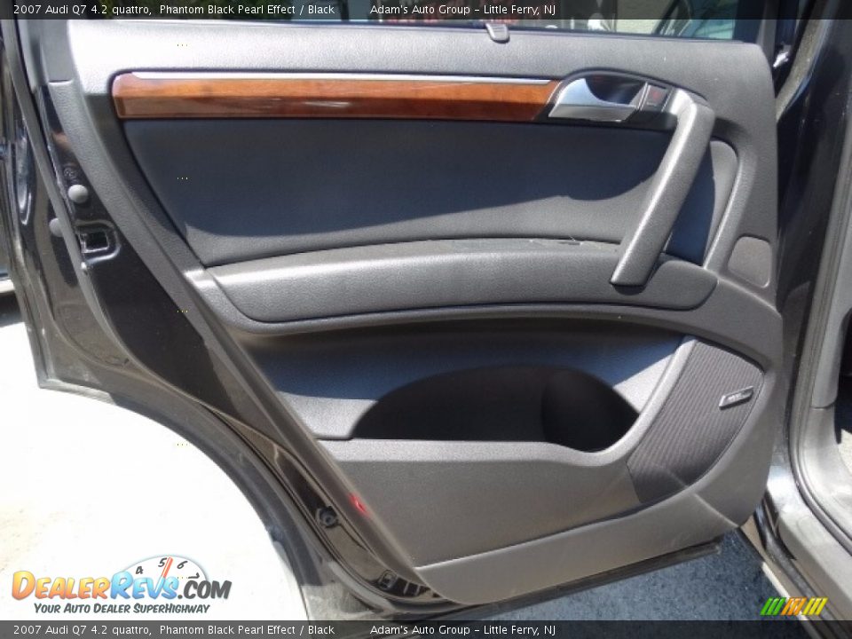 2007 Audi Q7 4.2 quattro Phantom Black Pearl Effect / Black Photo #17