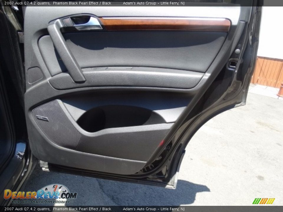 2007 Audi Q7 4.2 quattro Phantom Black Pearl Effect / Black Photo #18