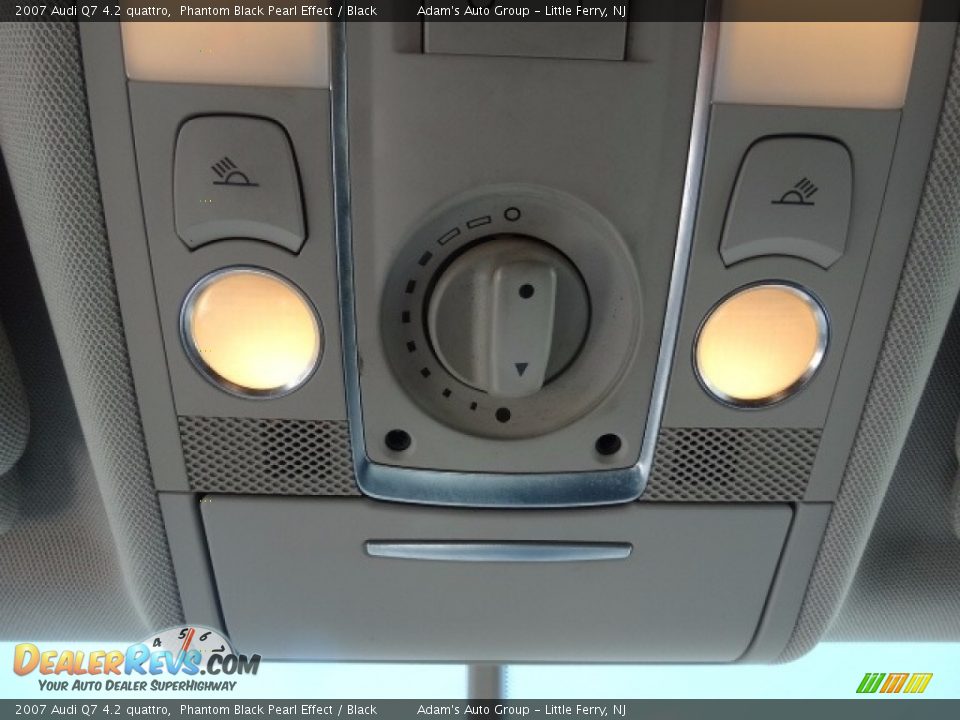 2007 Audi Q7 4.2 quattro Phantom Black Pearl Effect / Black Photo #33