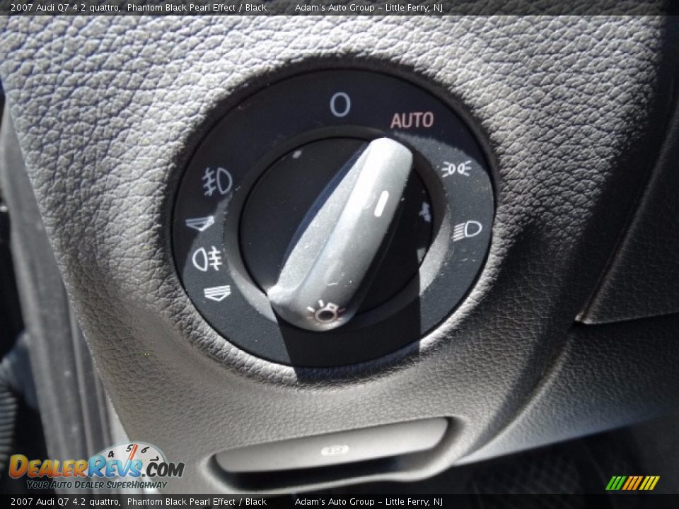 2007 Audi Q7 4.2 quattro Phantom Black Pearl Effect / Black Photo #34