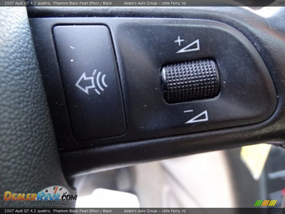 2007 Audi Q7 4.2 quattro Phantom Black Pearl Effect / Black Photo #36