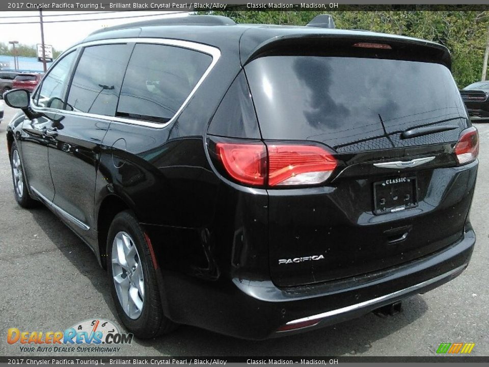 2017 Chrysler Pacifica Touring L Brilliant Black Crystal Pearl / Black/Alloy Photo #2