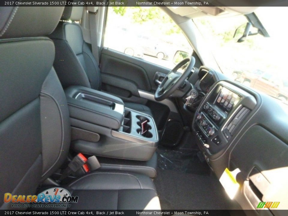 2017 Chevrolet Silverado 1500 LTZ Crew Cab 4x4 Black / Jet Black Photo #9