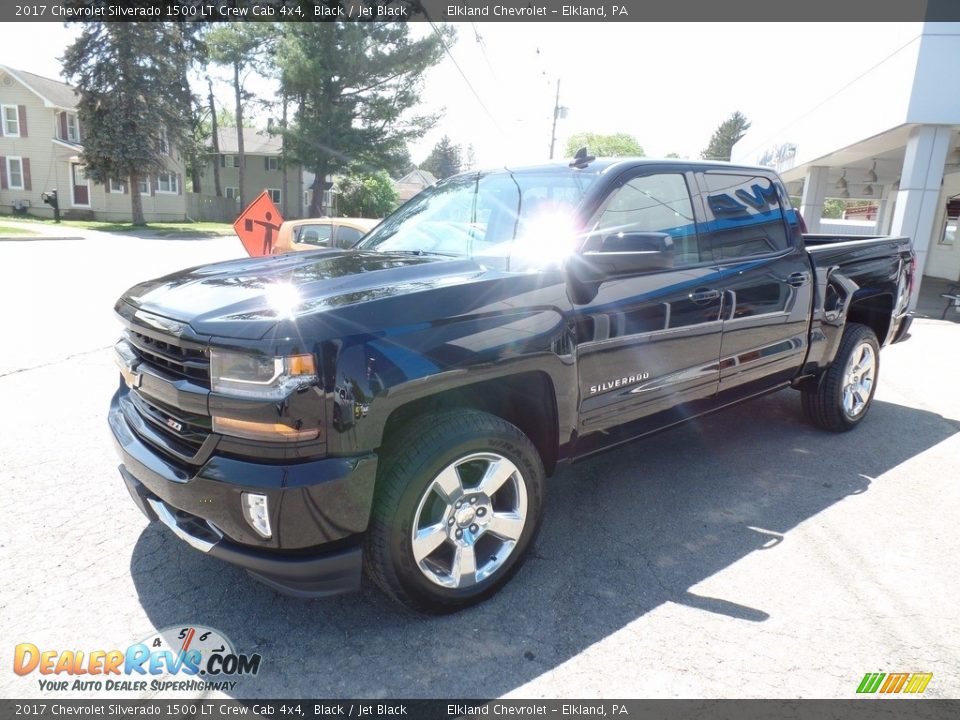 2017 Chevrolet Silverado 1500 LT Crew Cab 4x4 Black / Jet Black Photo #1