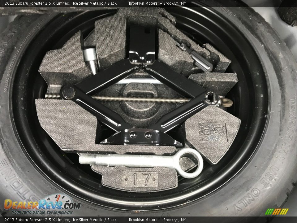 2013 Subaru Forester 2.5 X Limited Ice Silver Metallic / Black Photo #30