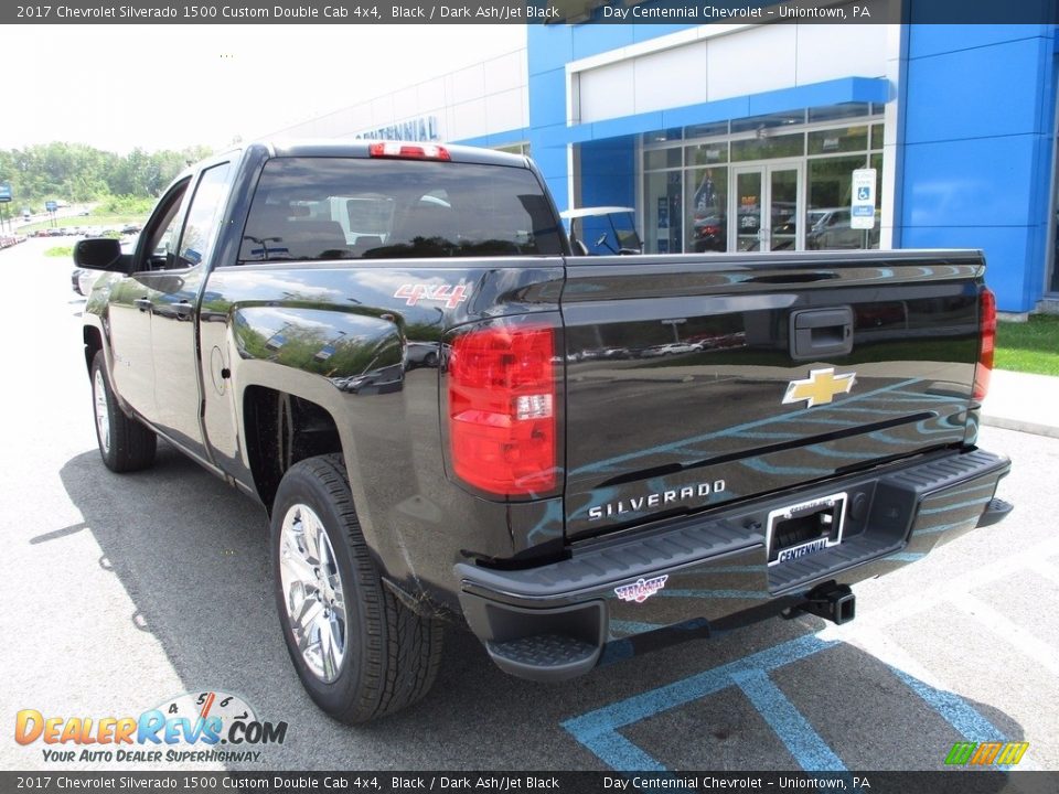 2017 Chevrolet Silverado 1500 Custom Double Cab 4x4 Black / Dark Ash/Jet Black Photo #4