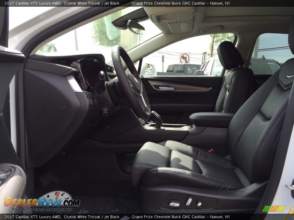 2017 Cadillac XT5 Luxury AWD Crystal White Tricoat / Jet Black Photo #9
