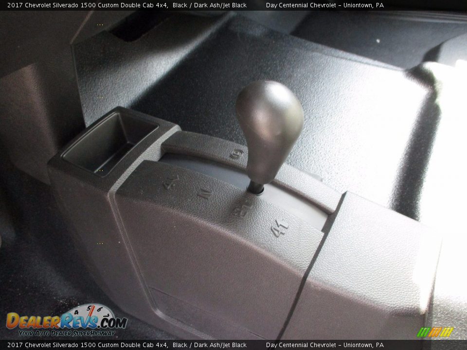 2017 Chevrolet Silverado 1500 Custom Double Cab 4x4 Black / Dark Ash/Jet Black Photo #15