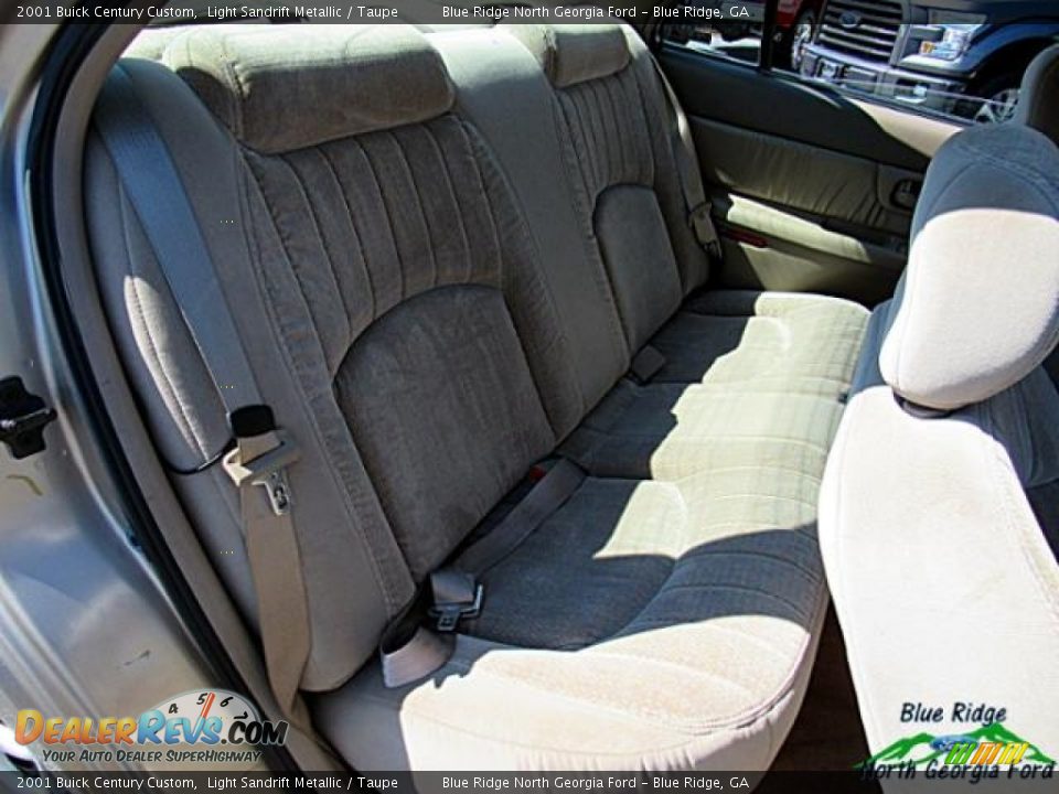 2001 Buick Century Custom Light Sandrift Metallic / Taupe Photo #19