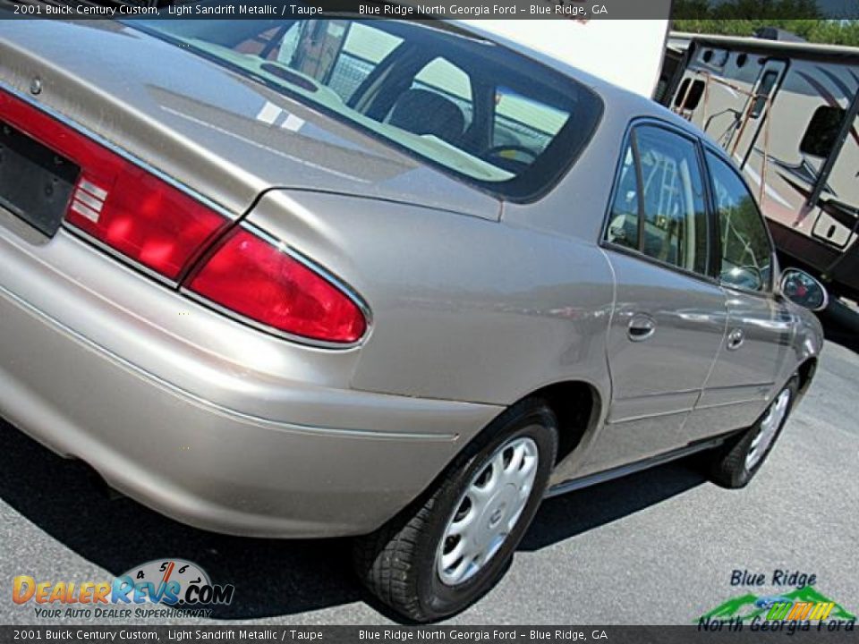 2001 Buick Century Custom Light Sandrift Metallic / Taupe Photo #28