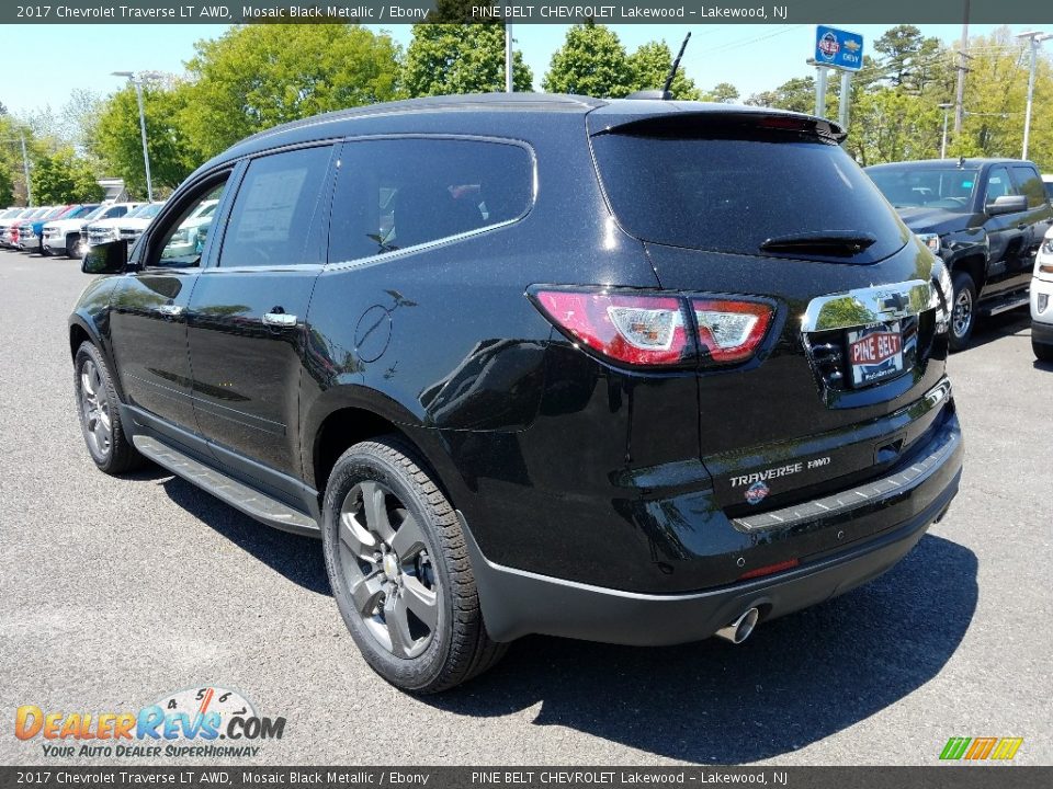 2017 Chevrolet Traverse LT AWD Mosaic Black Metallic / Ebony Photo #4