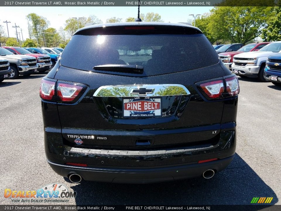 2017 Chevrolet Traverse LT AWD Mosaic Black Metallic / Ebony Photo #5